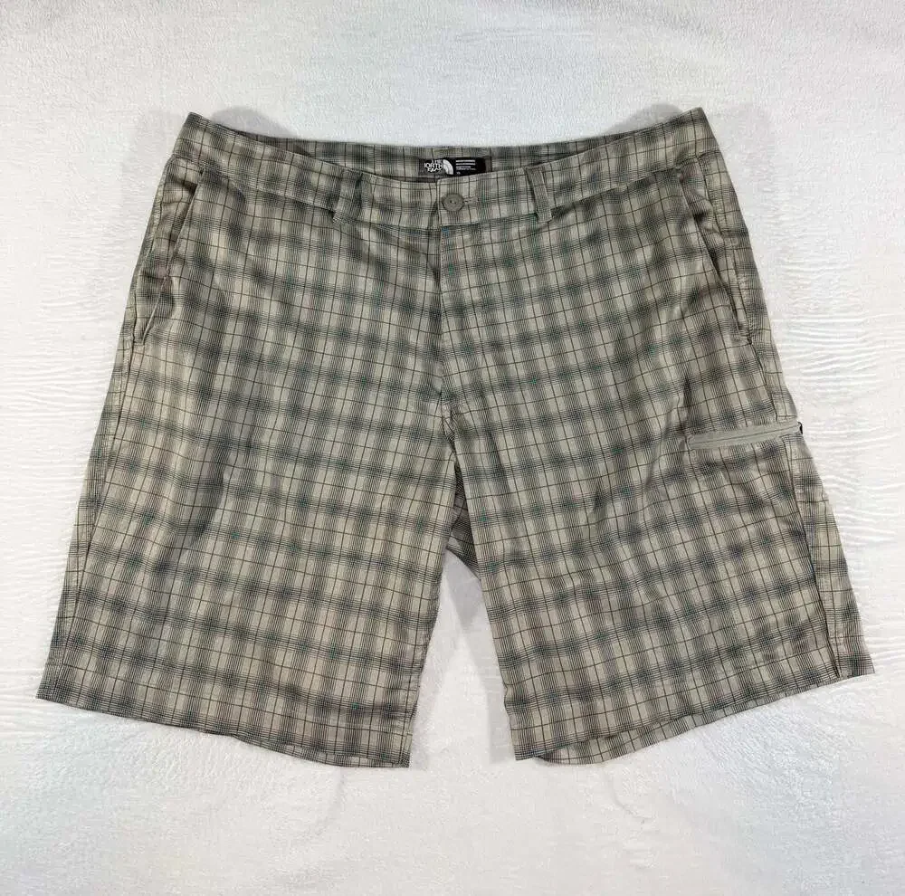 The North Face Men's Plaid Lightweight Hiking Shorts, Size 38